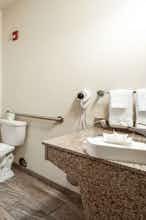 Hotel Cobblestone Hotel & Suites - Victor photo 5