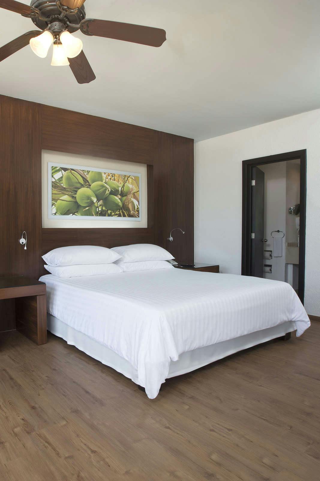 Hotel Krystal Grand Nuevo Vallarta (All Inclusive) photo 2