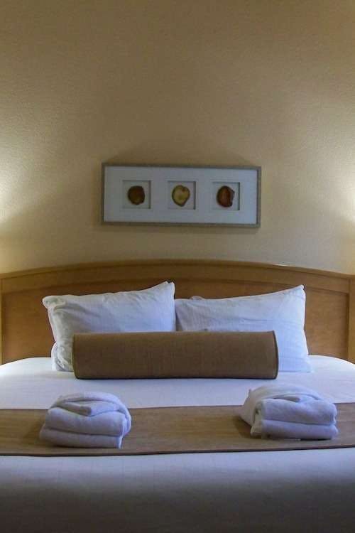 Hotel The Pines at Sunriver photo 1