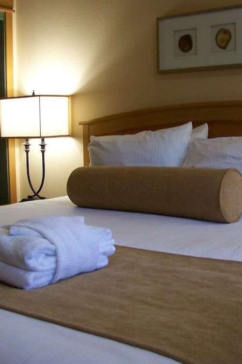 Hotel The Pines at Sunriver photo 2