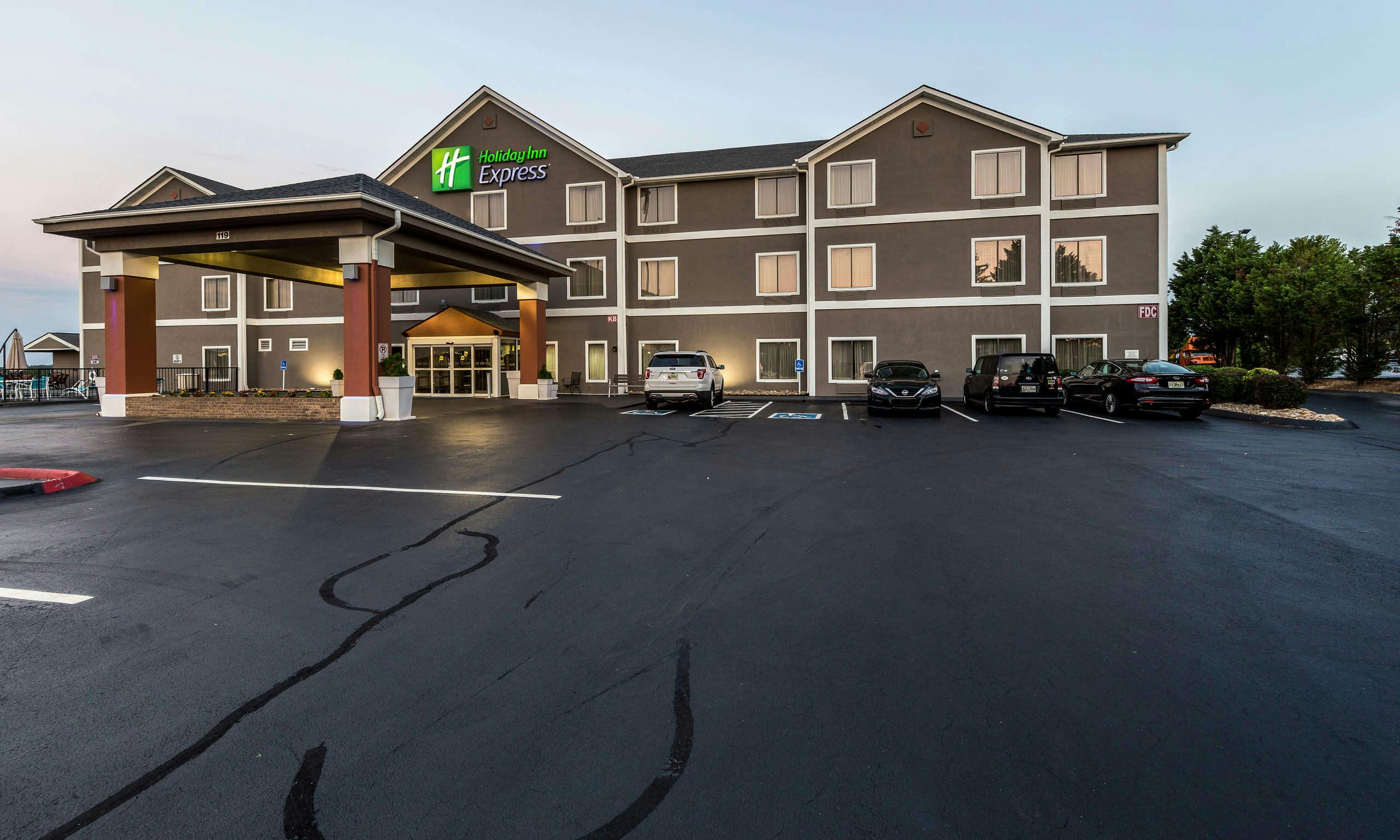Holiday Inn Express Dandridge