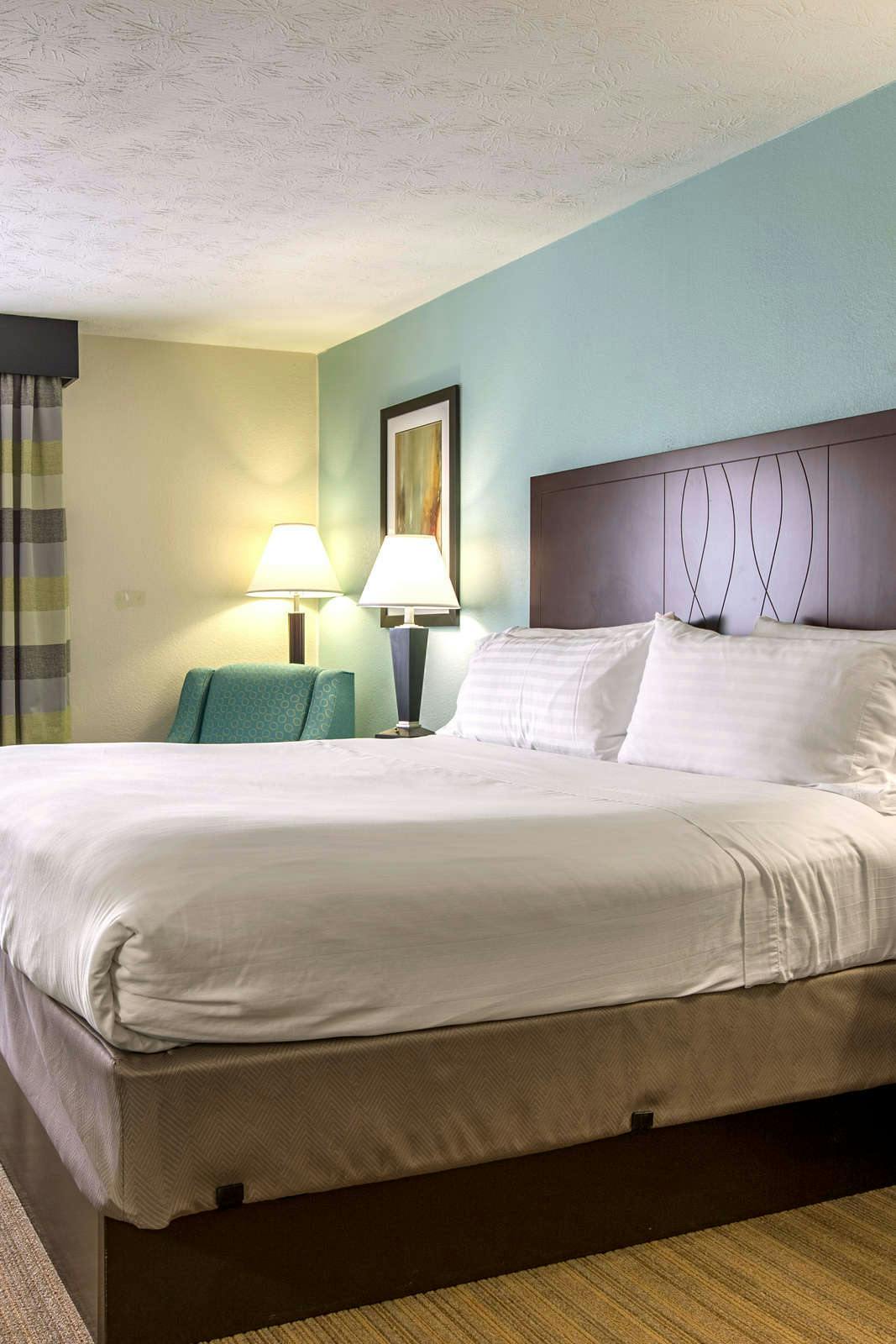 Hotel Holiday Inn Express Dandridge photo 1