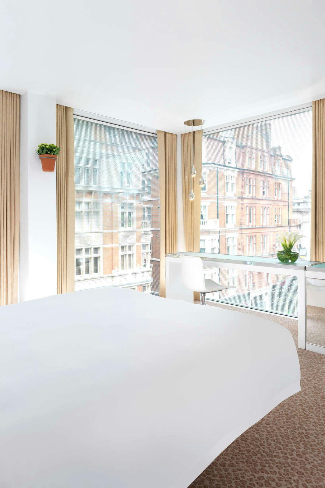 Hotel St Martins Lane London photo 5