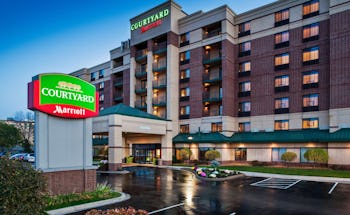 Courtyard by Marriott Bloomington by Mall of America