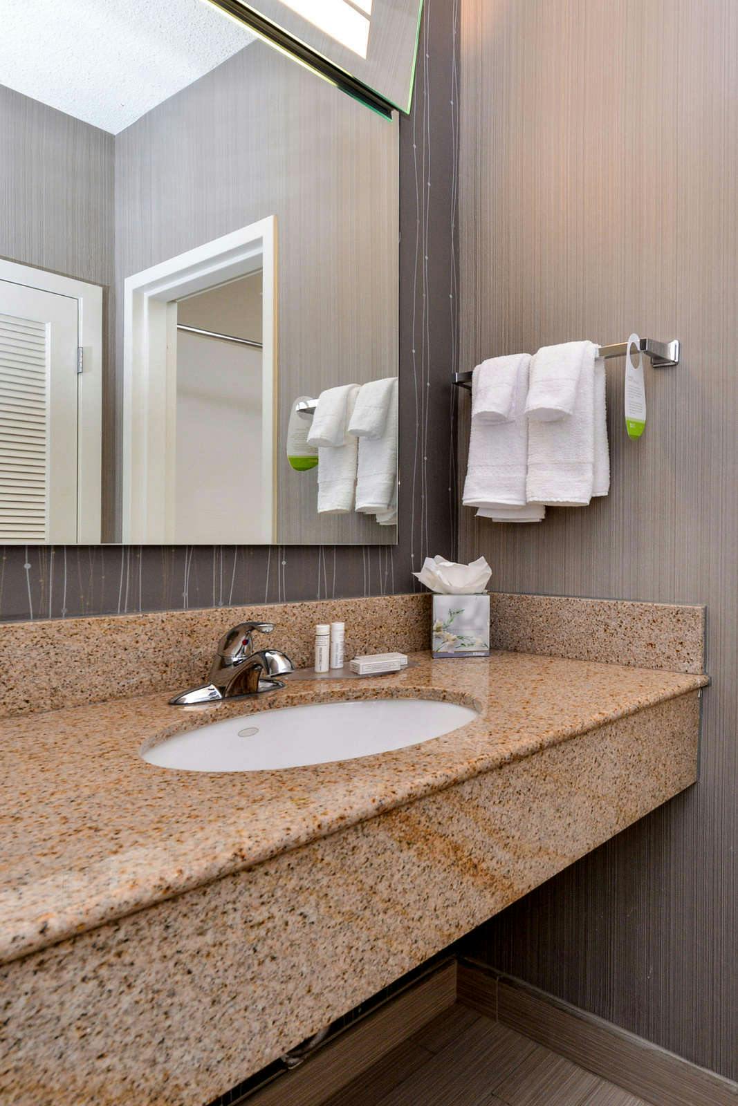 Hotel Courtyard Dallas Northwest photo 5