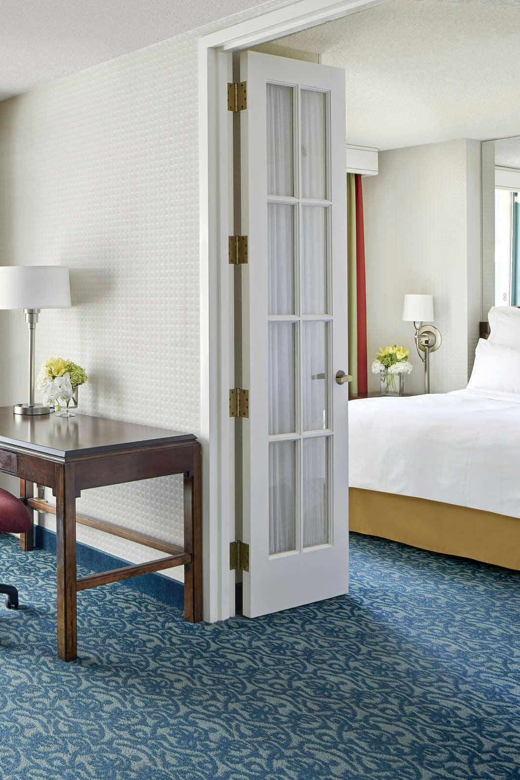 Hotel Costa Mesa Marriott photo 1