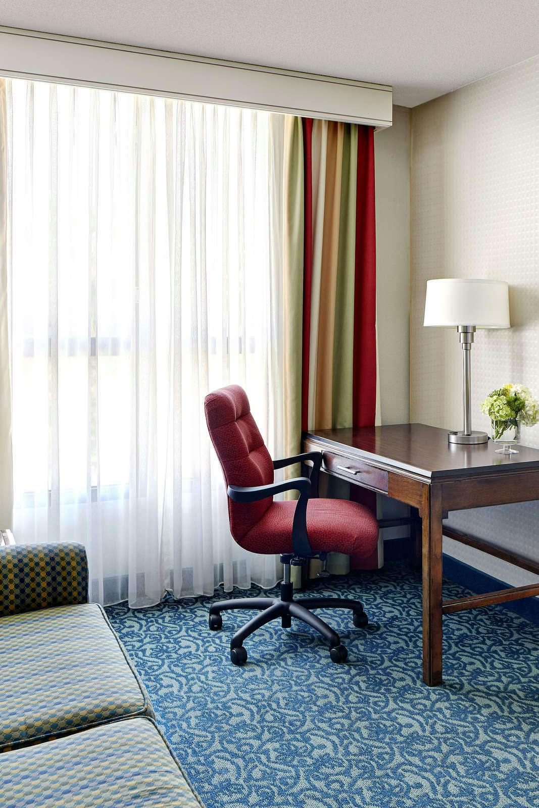 Hotel Costa Mesa Marriott photo 3