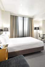 Hotel Radisson on Flagstaff Gardens photo 2