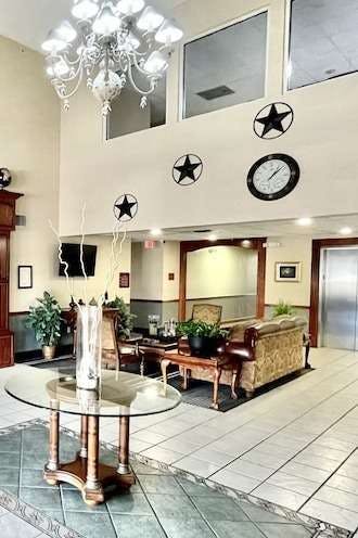 Hotel FairBridge Inn & Suites Cleburne photo 1