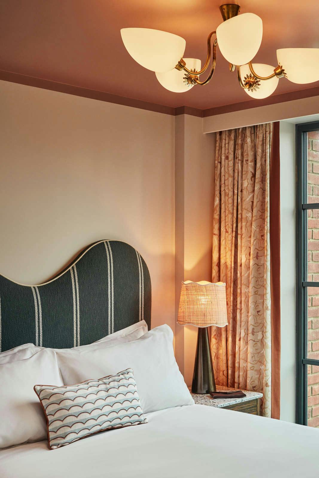 Hotel The Hoxton Shepherd's Bush photo 2