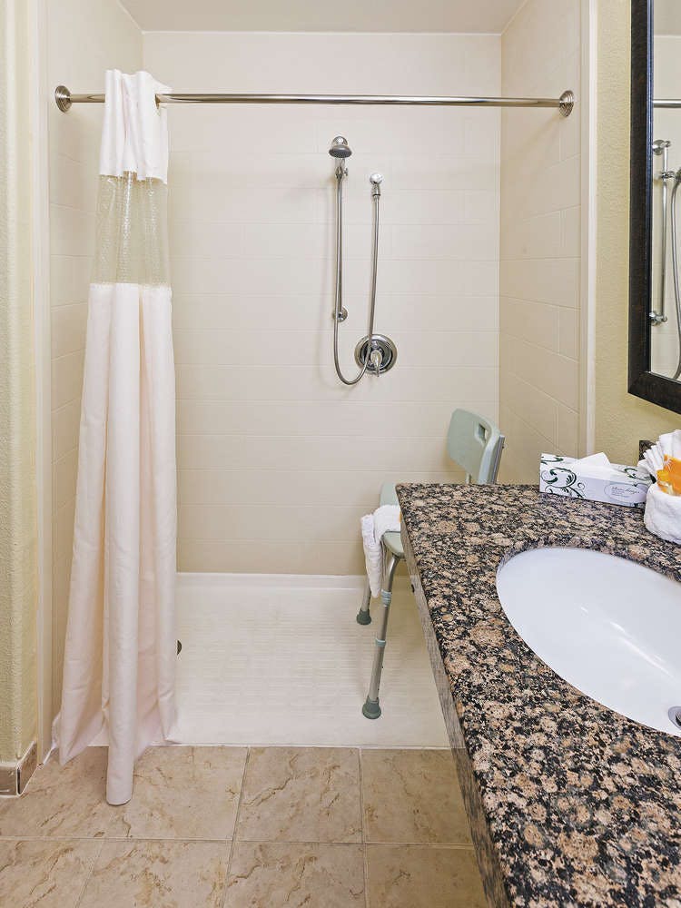 Hotel La Quinta Inn Ste DFW AP W photo 4