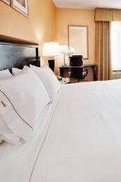 Hotel Baymont by Wyndham East Windsor Bradley Airport photo 3