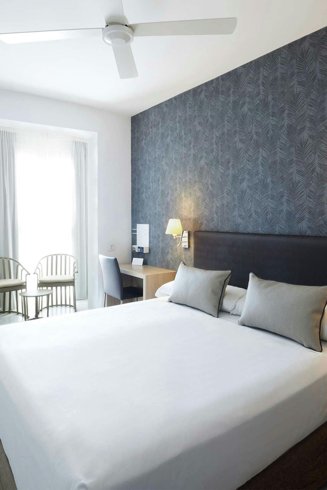 Hotel Catalonia Mirador des Port photo 2