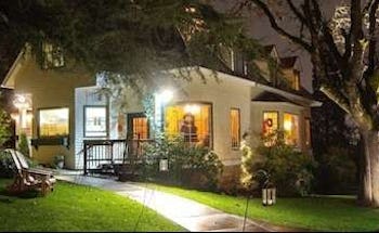 Campbell House Inn