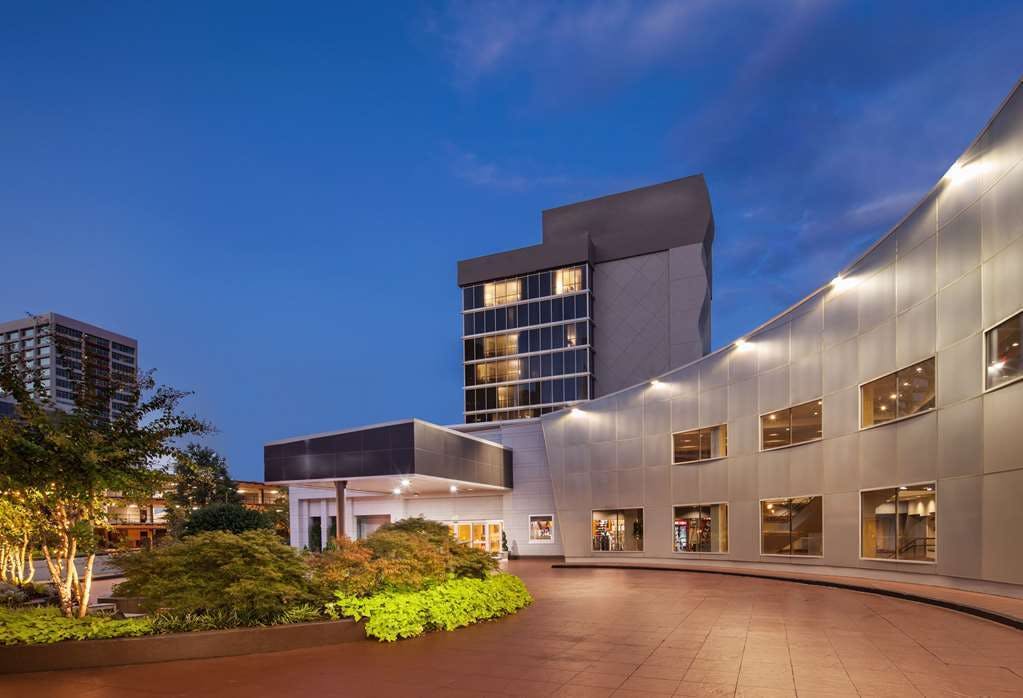 Courtland Grand, Trademark