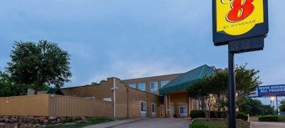 Super 8 Grlnd/Rowlett/E Dallas