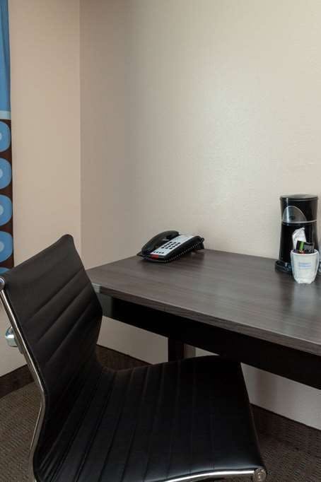 Hotel Super 8 by Wyndham Garland/Rowlett/East Dallas Area photo 4