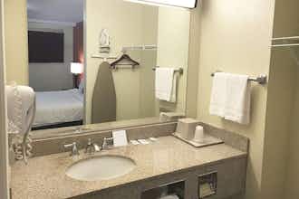 Hotel Super 8 by Wyndham Greensburg photo 4
