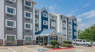 Microtel Inn & Suites by Wyndham Austin Airport