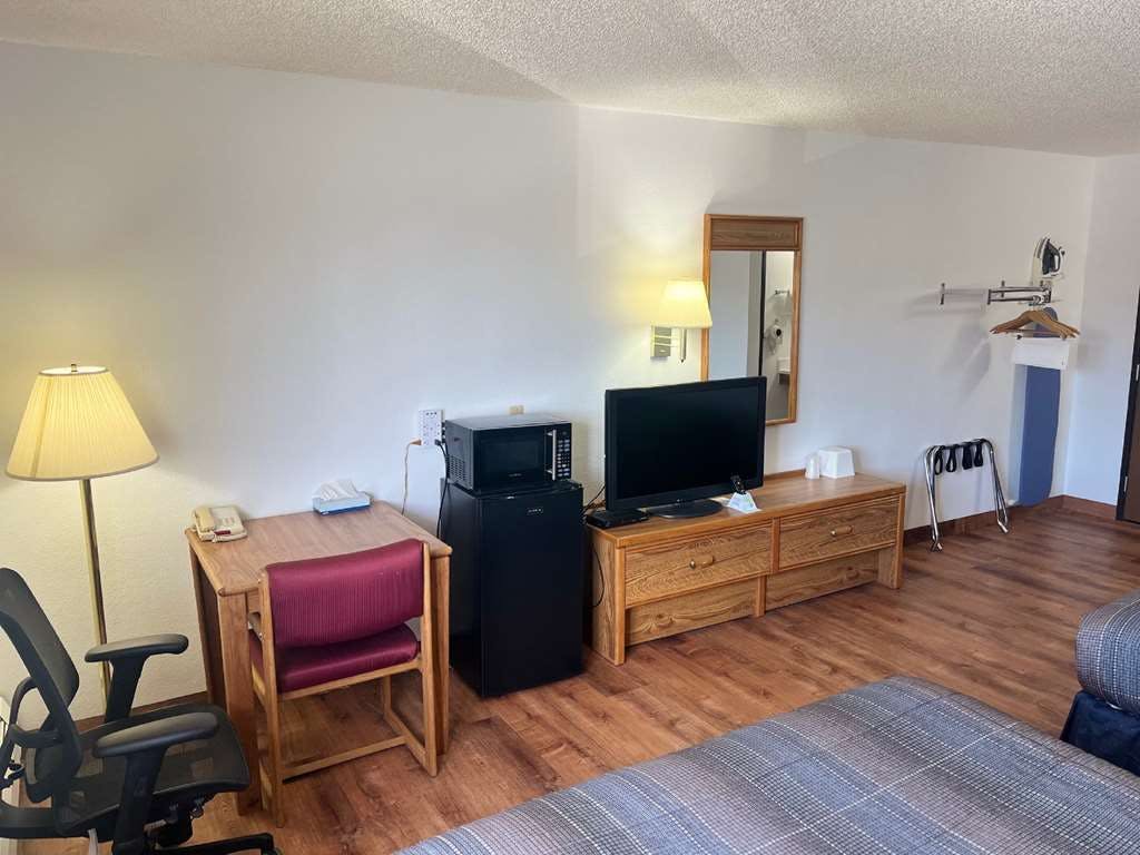 Hotel Sure Stay By Best Western Glendive Yellowstone River photo 3