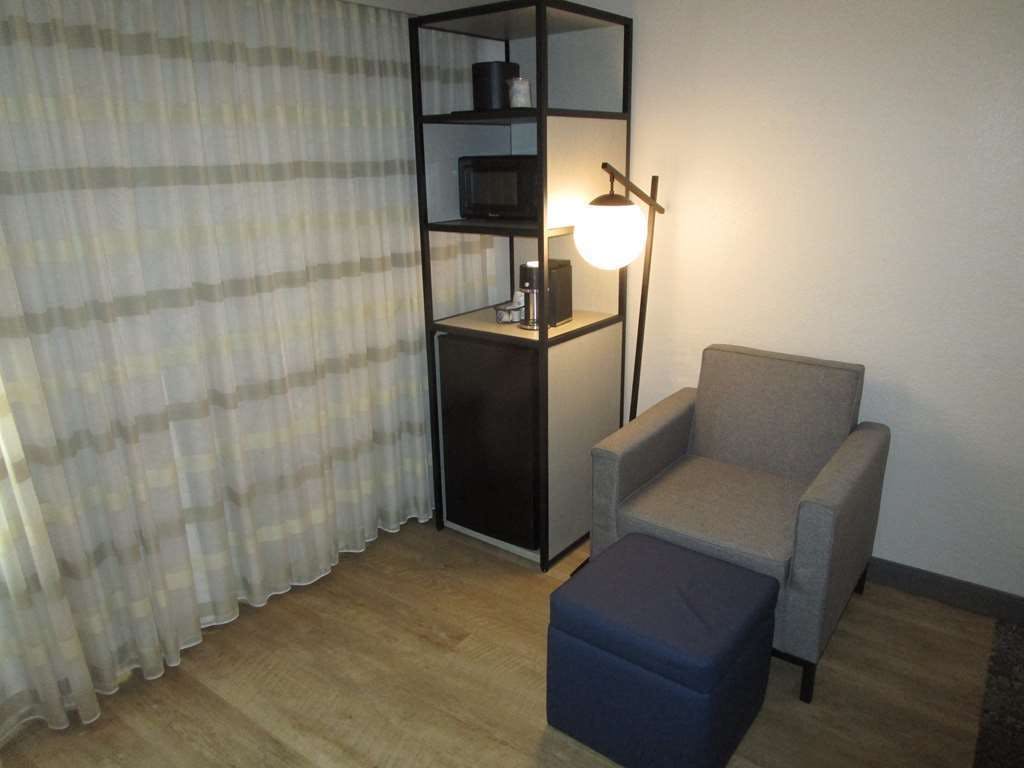 Hotel Best Western Plus Fort Worth North photo 3