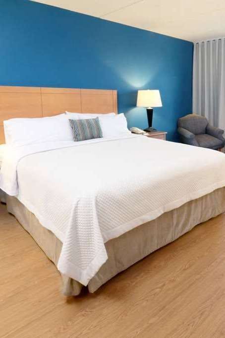 Hotel Wyndham Garden McAllen at La Plaza Mall photo 3