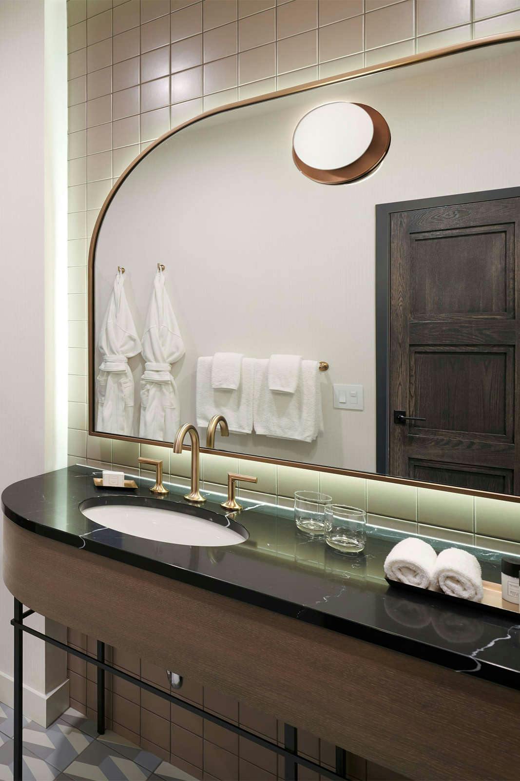 Hotel The Westley Calgary Downtown, Tapestry Collection by Hilton photo 4