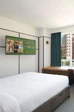 Hotel The Westley Calgary Downtown, Tapestry Collection by Hilton photo 1