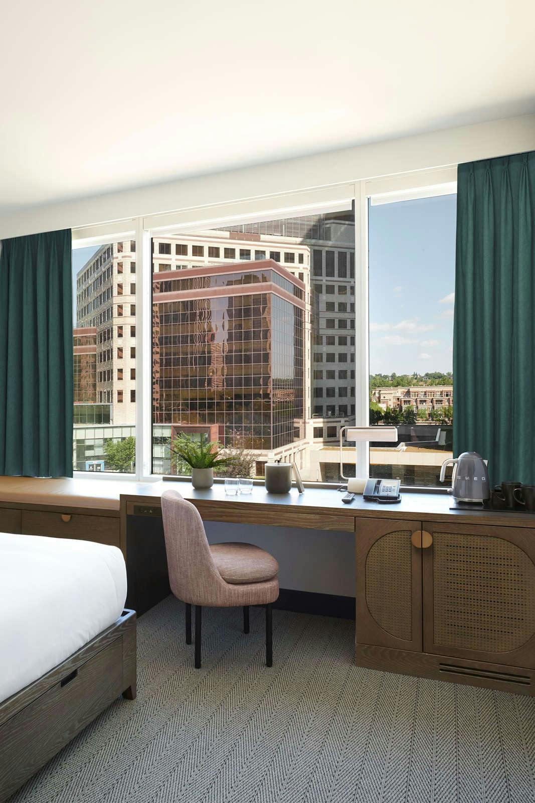 Hotel The Westley Calgary Downtown, Tapestry Collection by Hilton photo 2