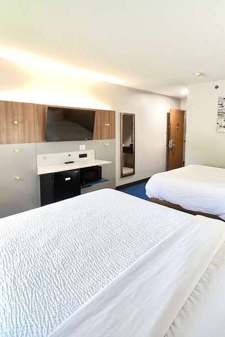 Hotel Microtel Inn & Suites by Wyndham Janesville photo 3