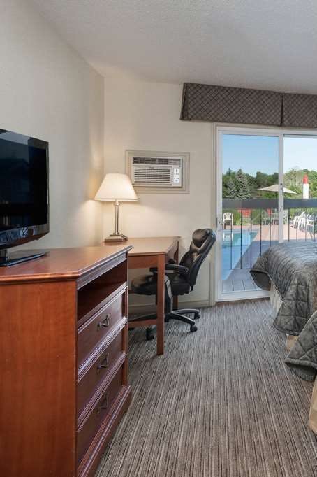 Hotel Travelodge by Wyndham Gananoque photo 5