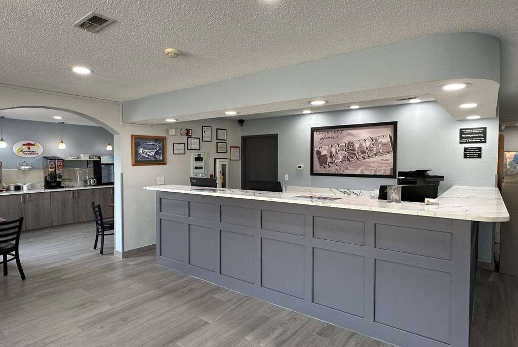 Hotel Super 8 by Wyndham Green Bay I-43 Bus. Park photo 5