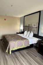 Hotel Super 8 Green Bay I43 Bus Park photo 1