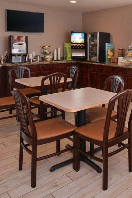 Hotel Wingate by Wyndham Beaver I-15 photo 5