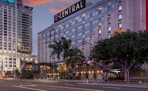 E-Central Hotel DTLA