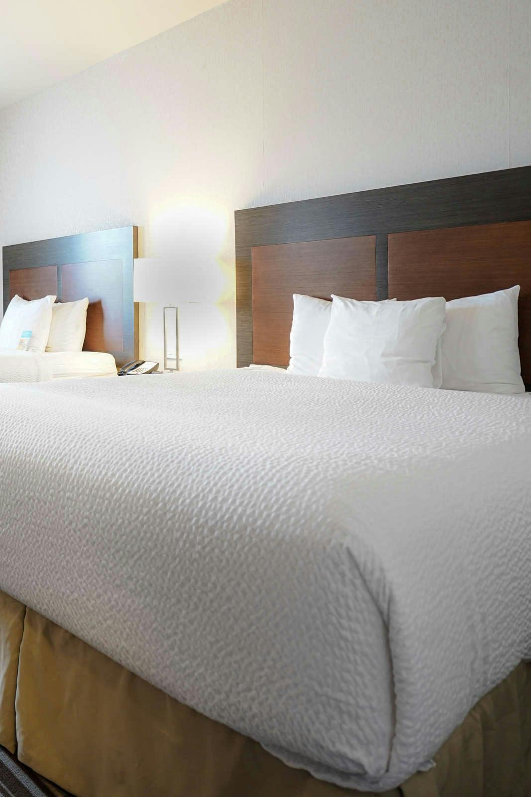 Hotel Fairfield Inn & Suites by Marriott Airdrie photo 4