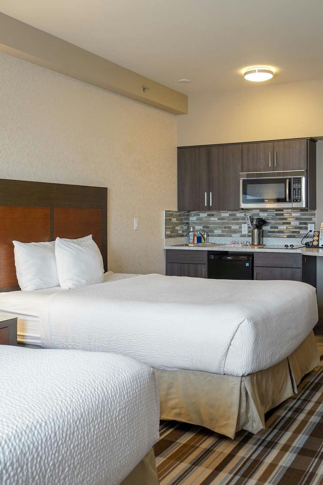 Hotel Fairfield Inn & Suites by Marriott Airdrie photo 1