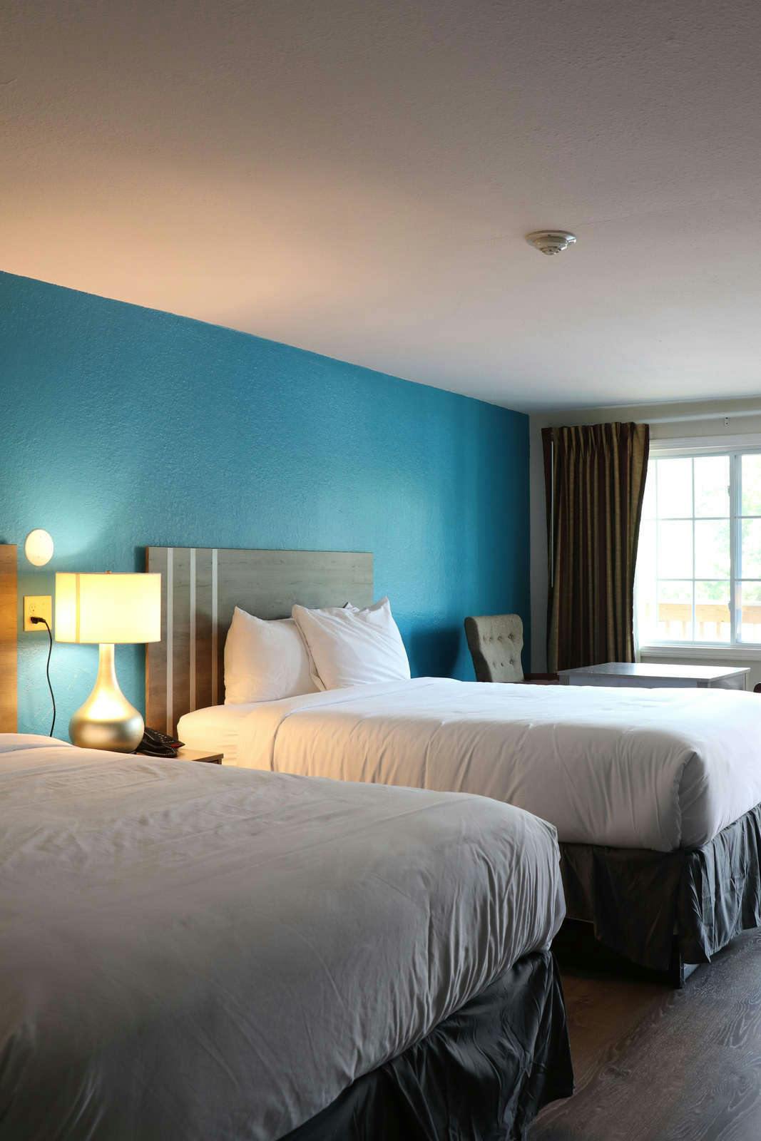 Hotel Sunbird Cape Cod Resort photo 2