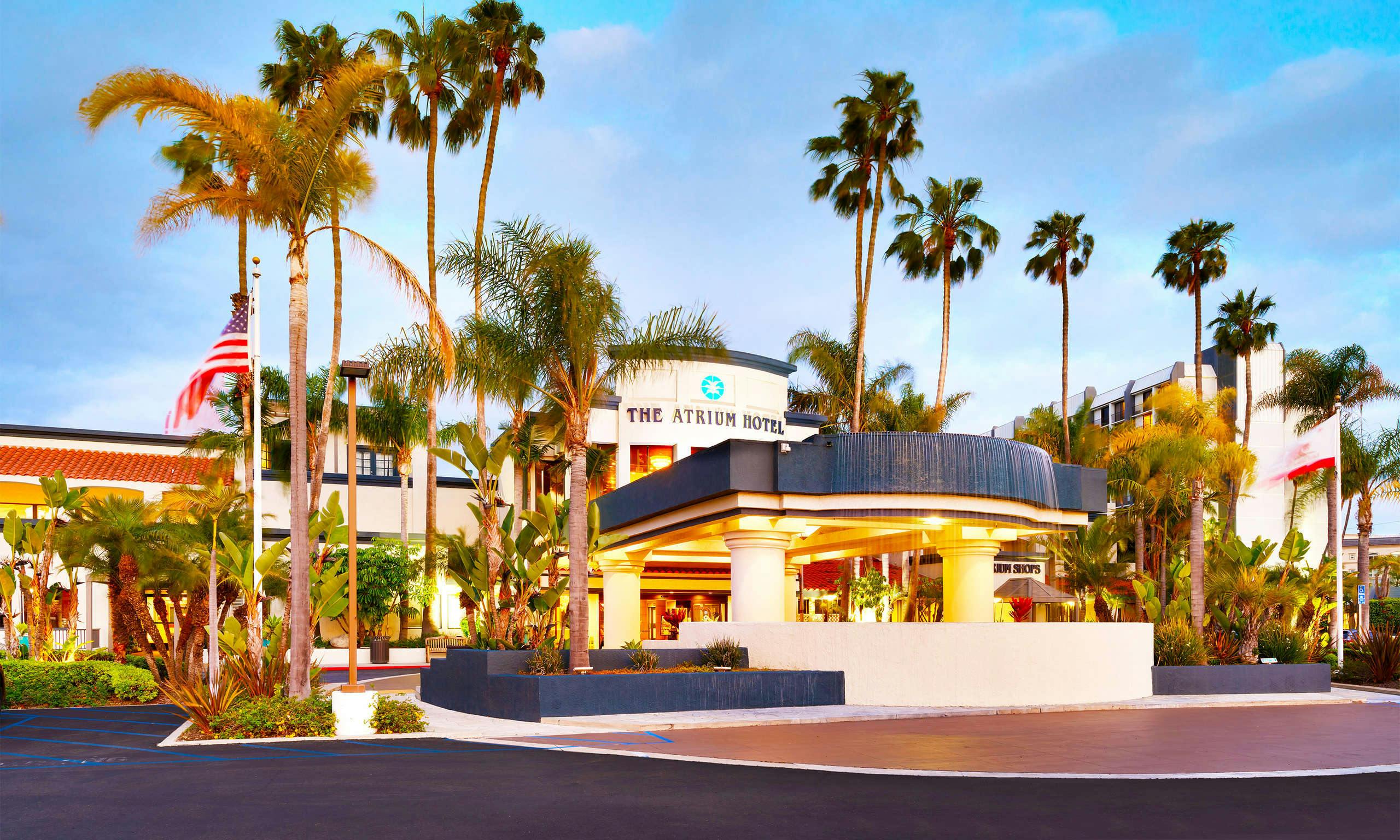 Atrium Hotel at Orange County Airport