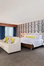 Hotel Hilton Garden Inn Westbury photo 1