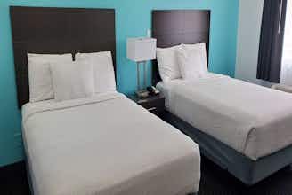 Hotel Travelodge Livonia/Canton/Novi photo 2