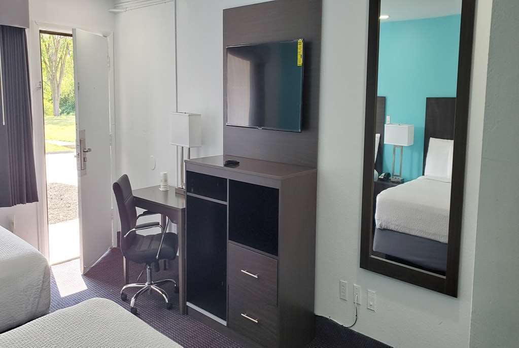 Hotel Travelodge Livonia/Canton/Novi photo 3