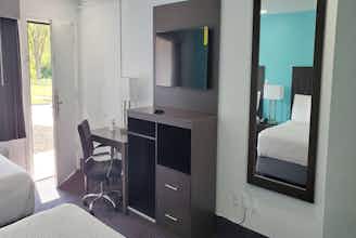 Hotel Travelodge Livonia/Canton/Novi photo 3