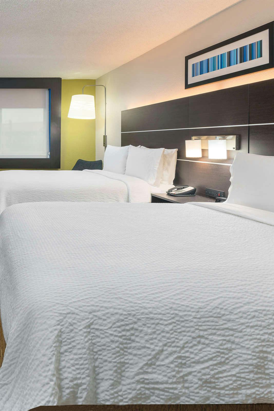 Hotel Holiday Inn Express Miami Airport Doral Area, an IHG Hotel photo 1