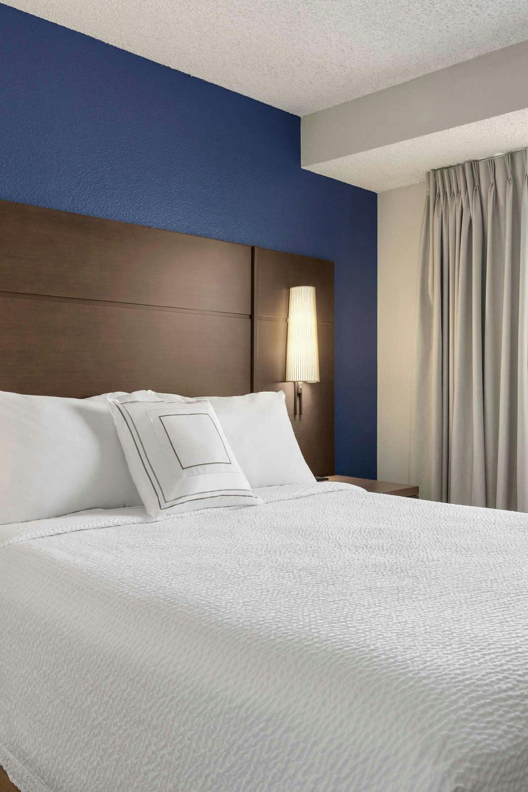 Hotel Residence Inn by Marriott Roseville photo 2