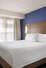 Hotel Residence Inn by Marriott Roseville photo 1