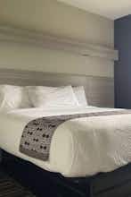 Hotel Microtel Inn & Suites by Wyndham Bossier City photo 1