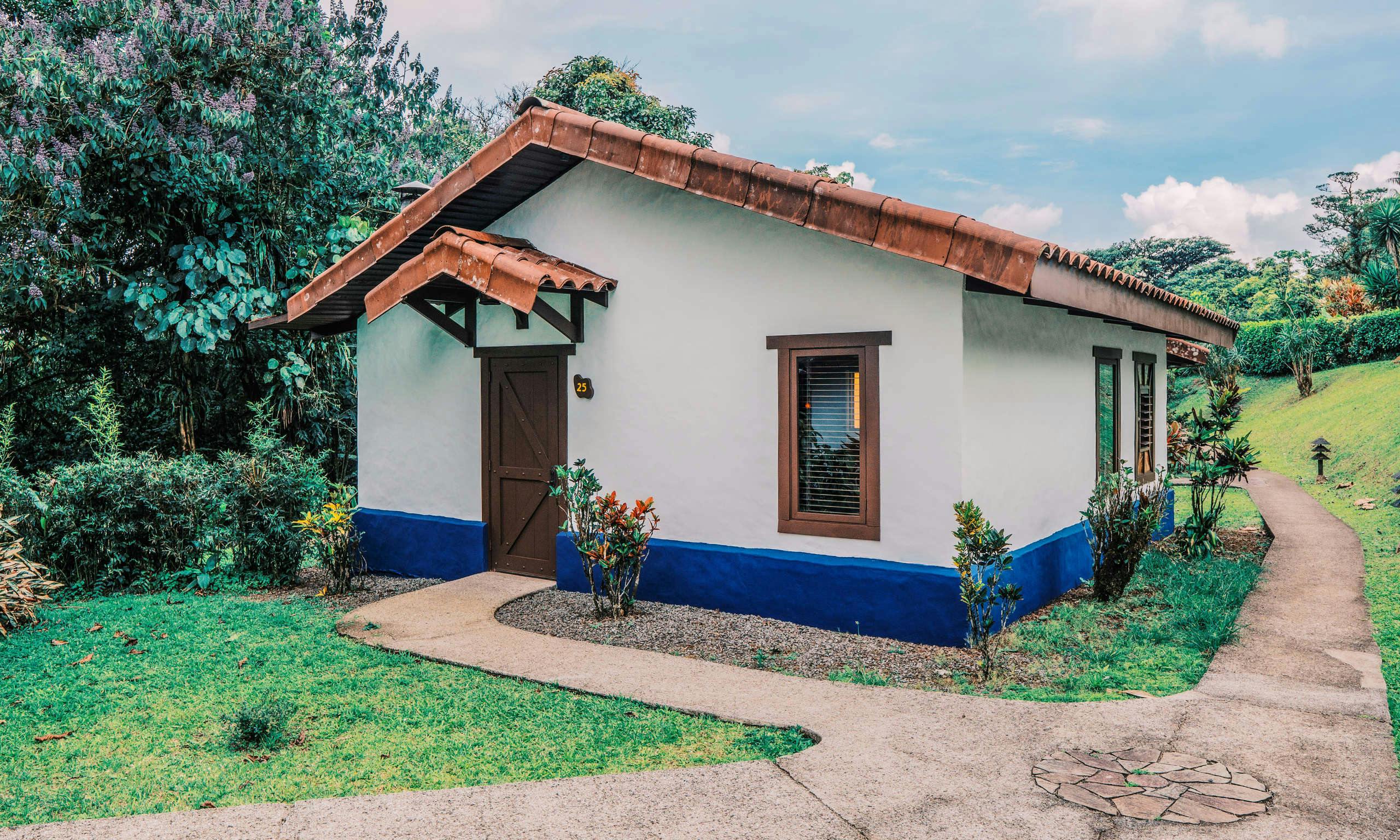 Villa Blanca Cloud Forest Hotel & Retreat