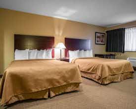 Hotel AmericInn by Wyndham Marshfield photo 1