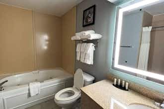 Hotel AmericInn by Wyndham Marshfield photo 4